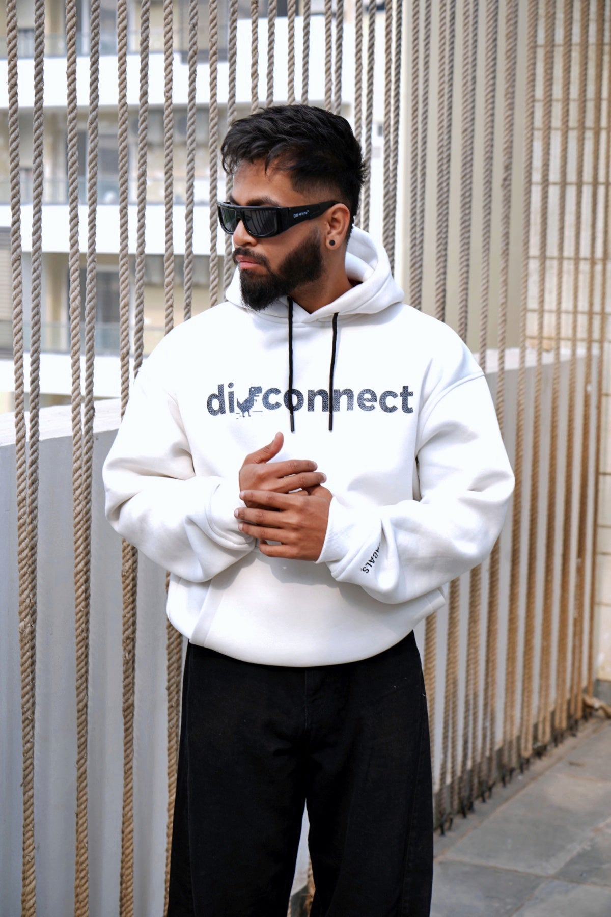 "DISCONNECT" Oversized Hoodie Off-White