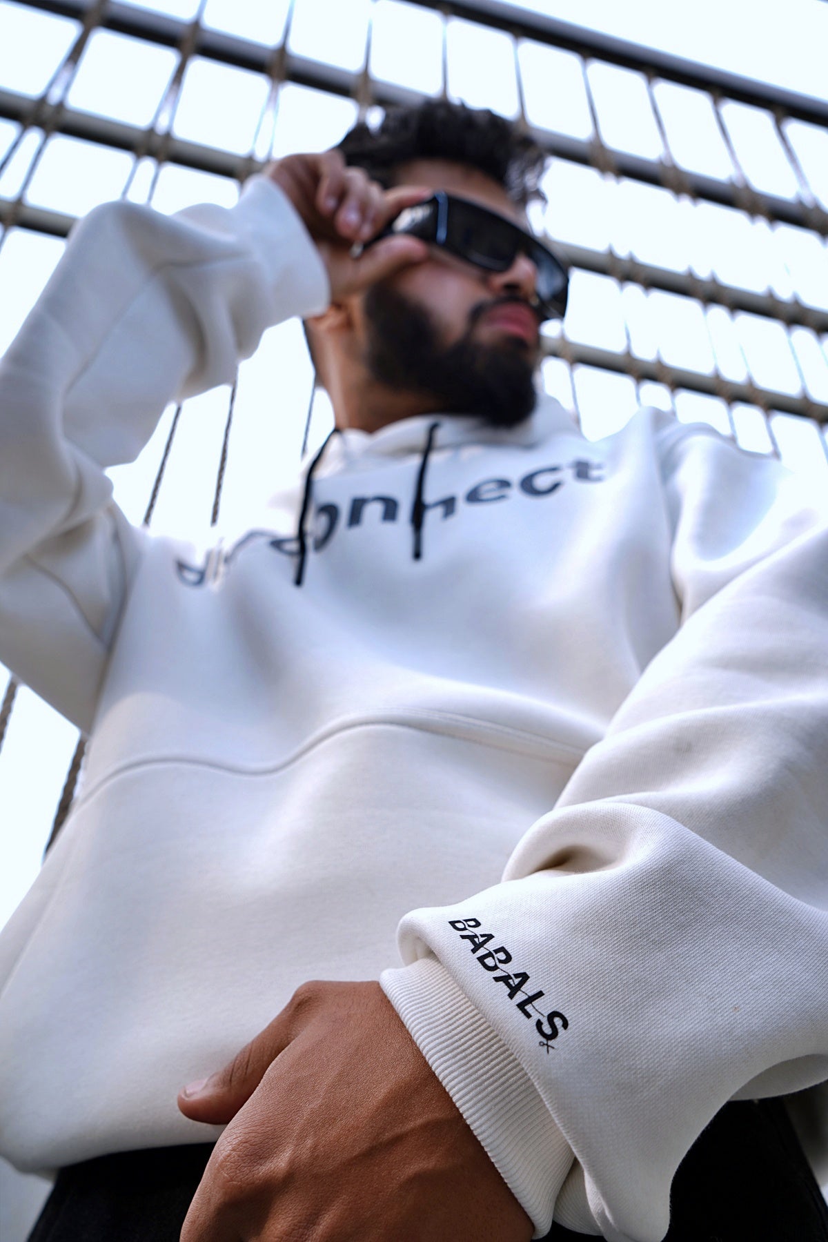 "DISCONNECT" Oversized Hoodie Off-White