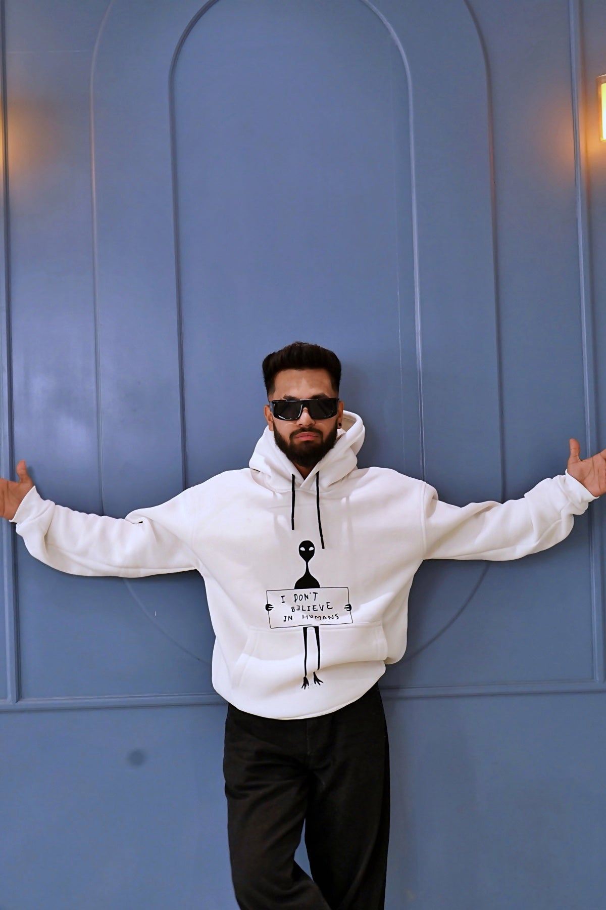 "I DON'T BELIEVE IN HUMANS" Oversized Hoodie